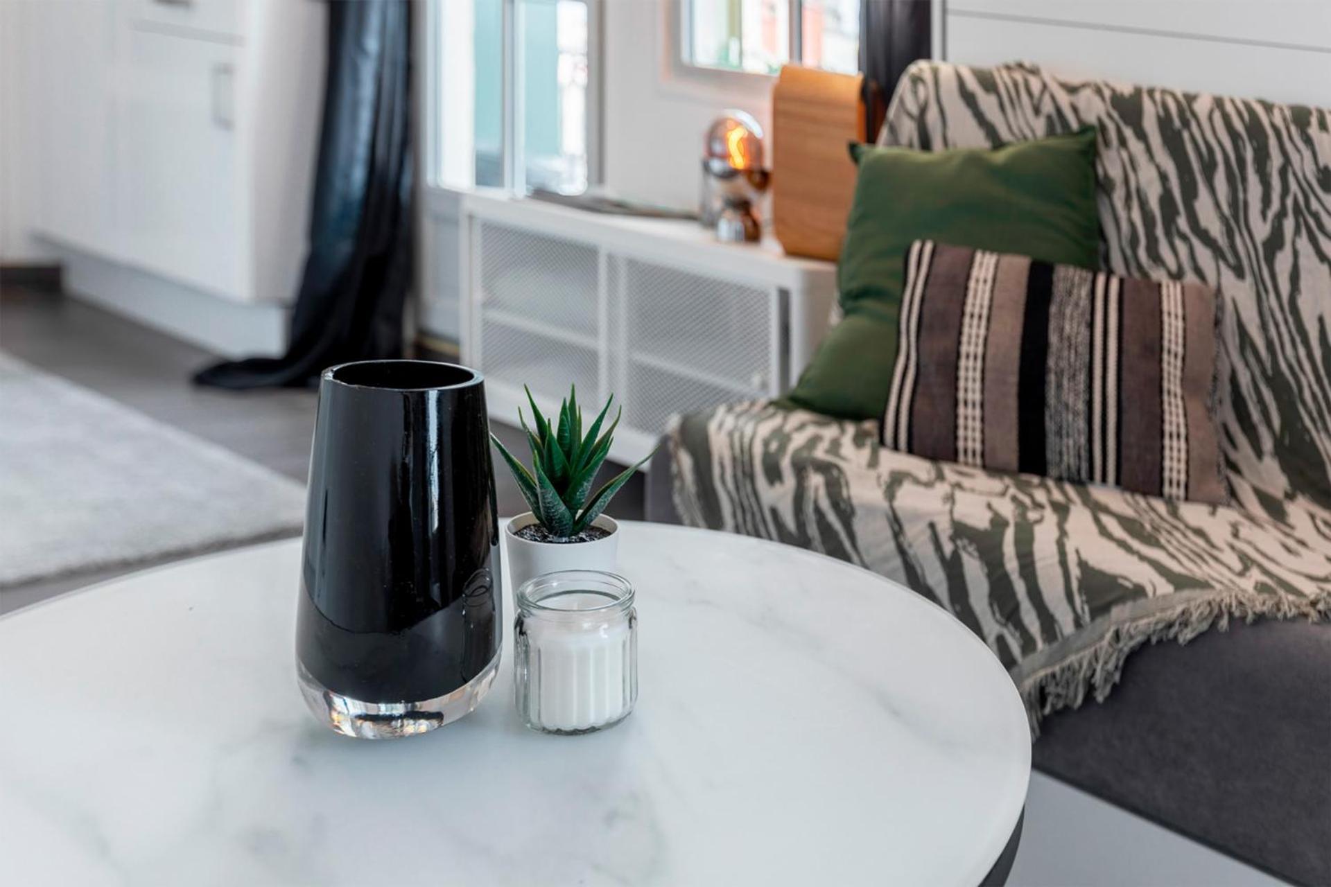 Apartamento La Terrasse, Vue Sur Les Toits De Montpellier Exterior foto