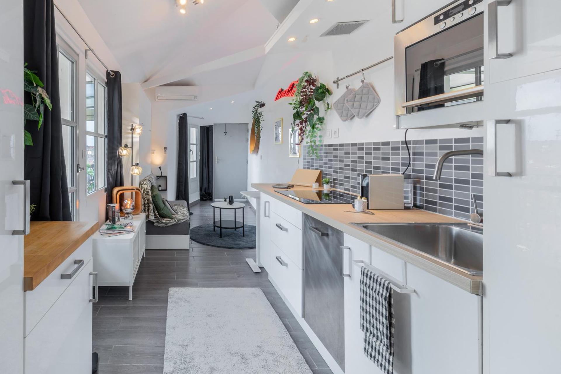 Apartamento La Terrasse, Vue Sur Les Toits De Montpellier Exterior foto