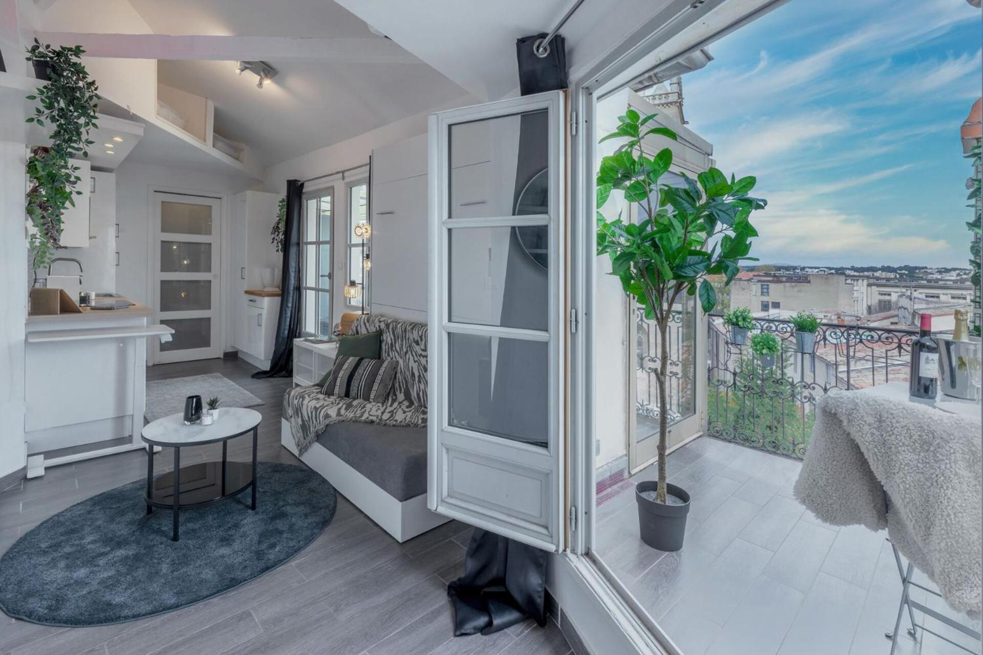 Apartamento La Terrasse, Vue Sur Les Toits De Montpellier Exterior foto