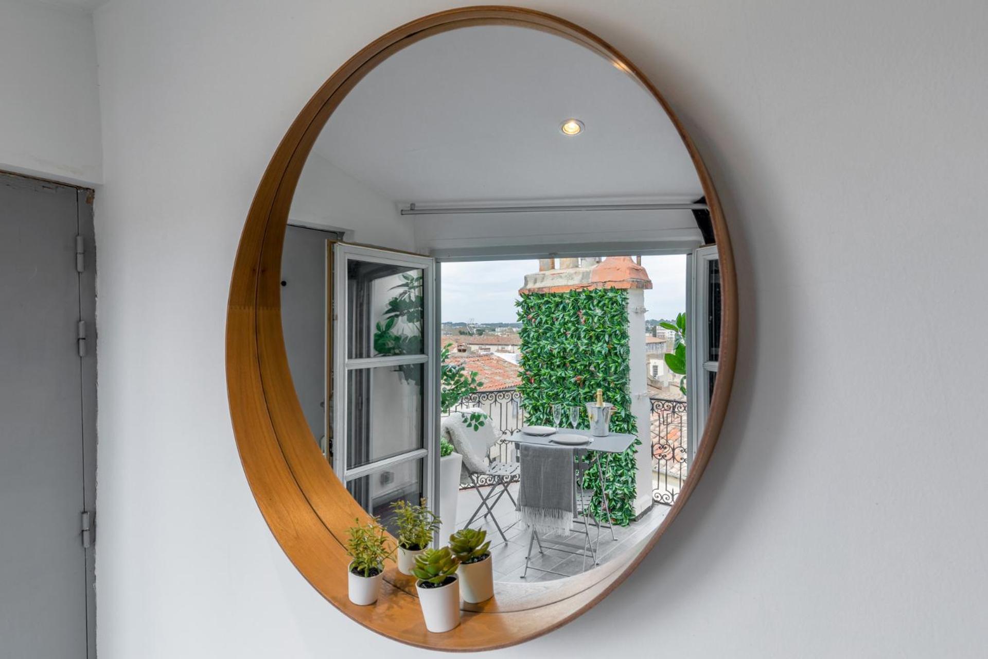 Apartamento La Terrasse, Vue Sur Les Toits De Montpellier Exterior foto